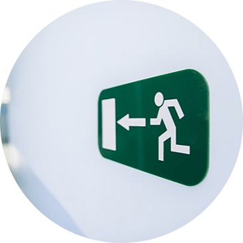 Sigue la ruta de evacuación Sigue la ruta de evacuación